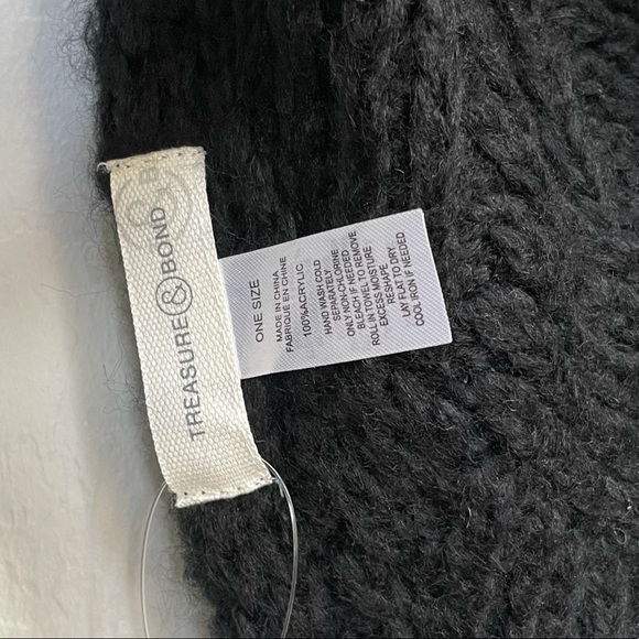 New Treasure & Bond black knit fringe scarf - Picture 5 of 5